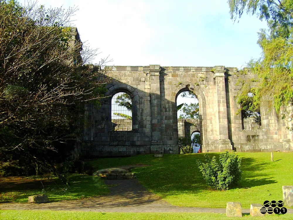 Ruinas de Santiago Apóstol (Cartago), landmark in San José & Central Valley (photo 3 of 3)
