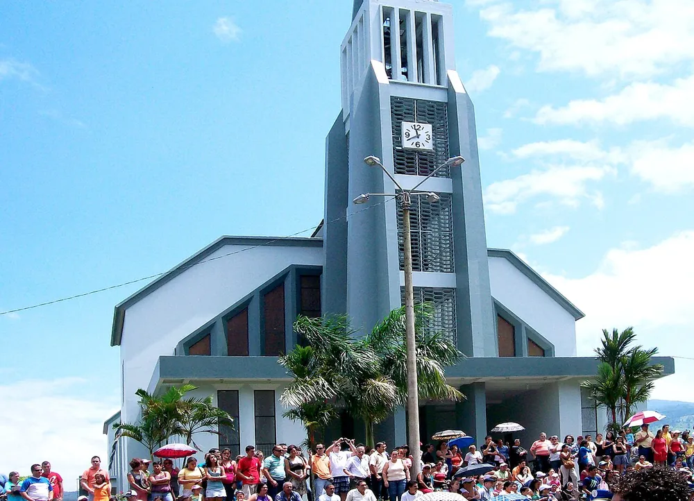 Cathedral of San Carlos Borromeo (Ciudad Quesada), landmark in Arenal & La Fortuna (photo 2 of 5)