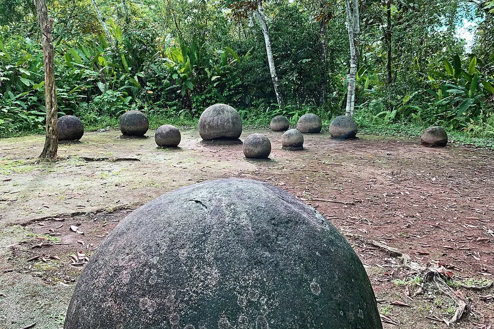 Finca 6 Stone Spheres, landmark in Osa Peninsula (photo 1 of 5)
