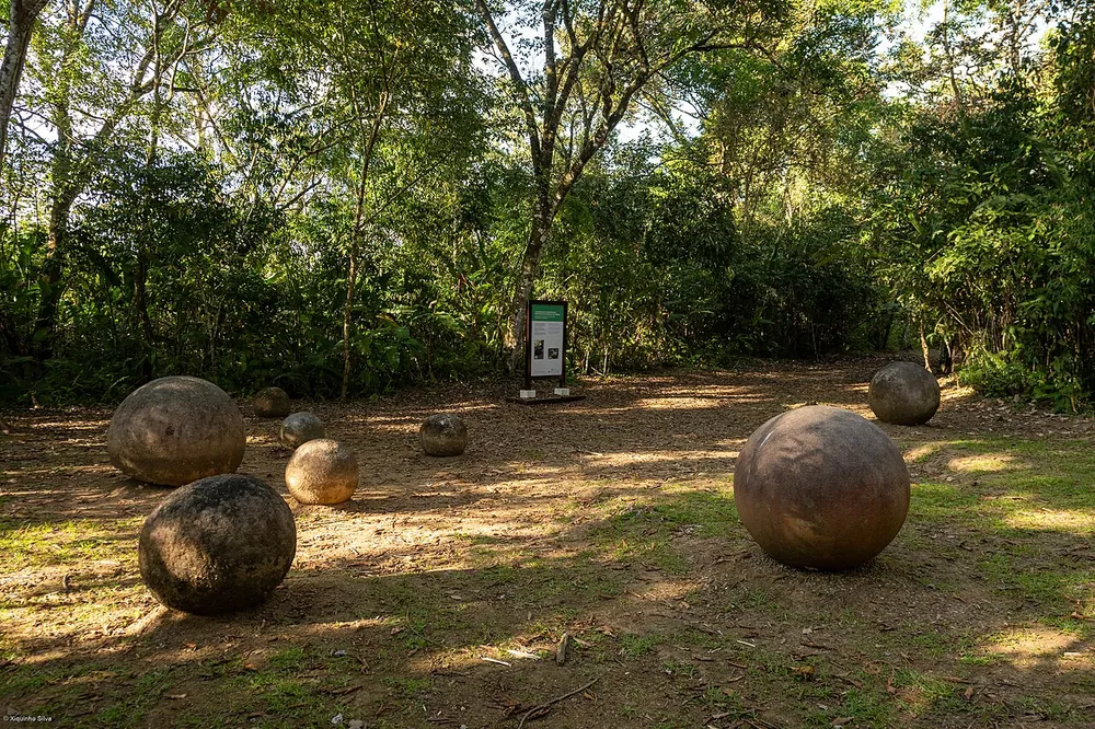 Finca 6 Stone Spheres, landmark in Osa Peninsula (photo 4 of 5)