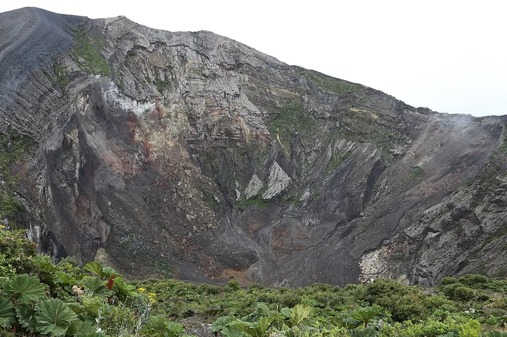 Irazú Volcano Main Crater, mirador en San José y Valle Central (foto 3 de 3)
