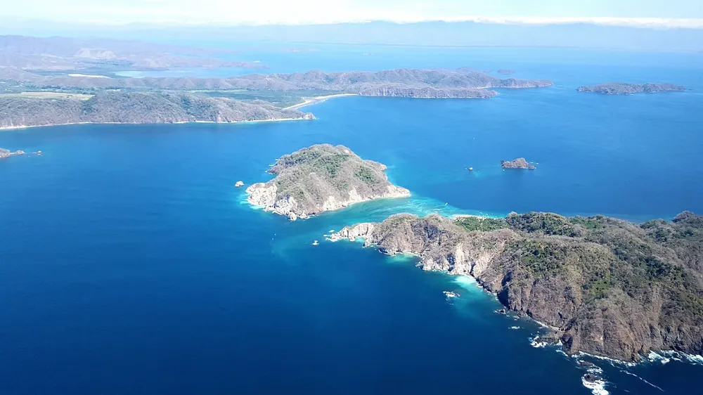 Isla Tortuga, beach in Nicoya Peninsula (photo 3 of 6)