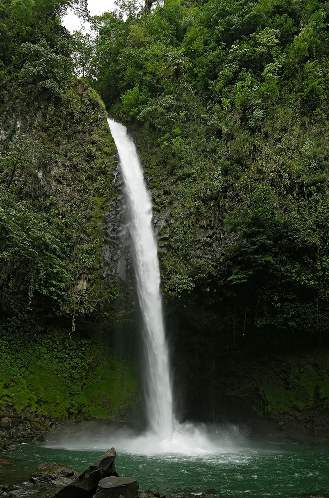 La Fortuna Waterfall (Catarata Río Fortuna), waterfall in Arenal & La Fortuna (photo 1 of 4)