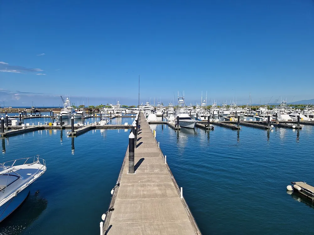 Marina Pez Vela boardwalk, landmark in Central Pacific (photo 3 of 6)