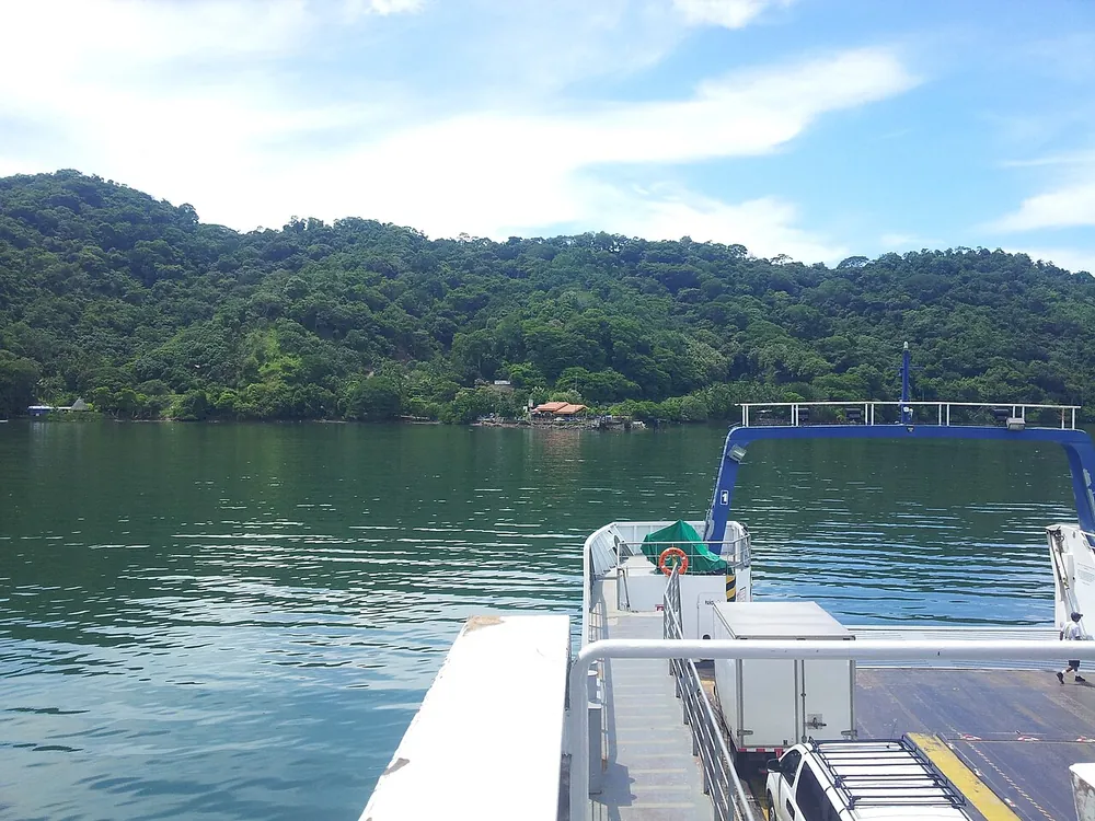 Puntarenas-Paquera Ferry Crossing, lugar emblemático en Península de Nicoya (foto 1 de 6)