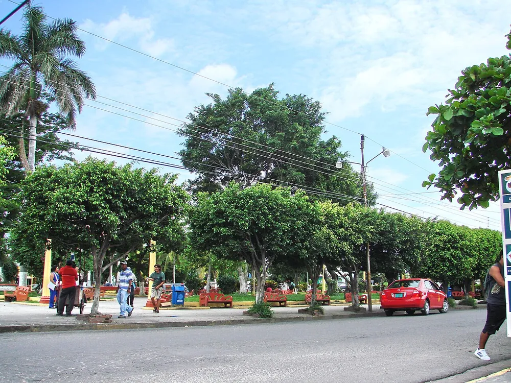 Parque Central Mario Cañas Ruiz (Liberia), parque en Guanacaste (foto 2 de 3)