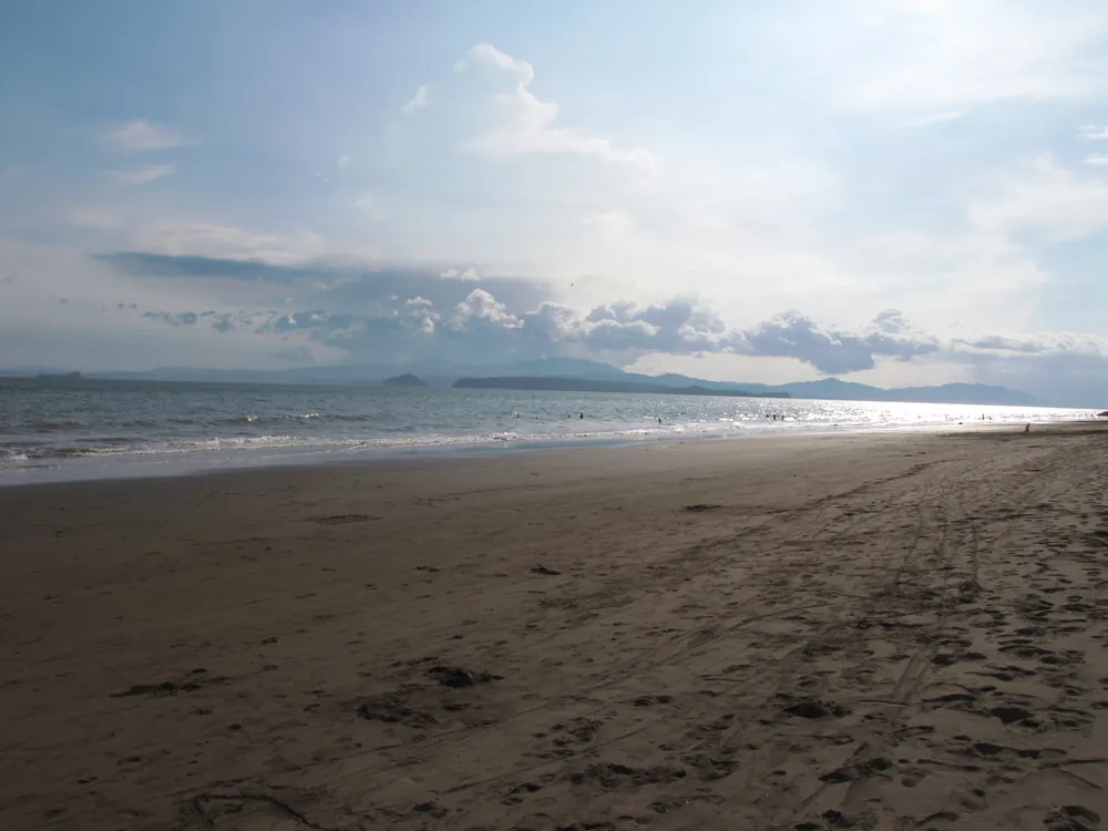 Paseo de los Turistas (Puntarenas seafront), park in Nicoya Peninsula (photo 2 of 3)
