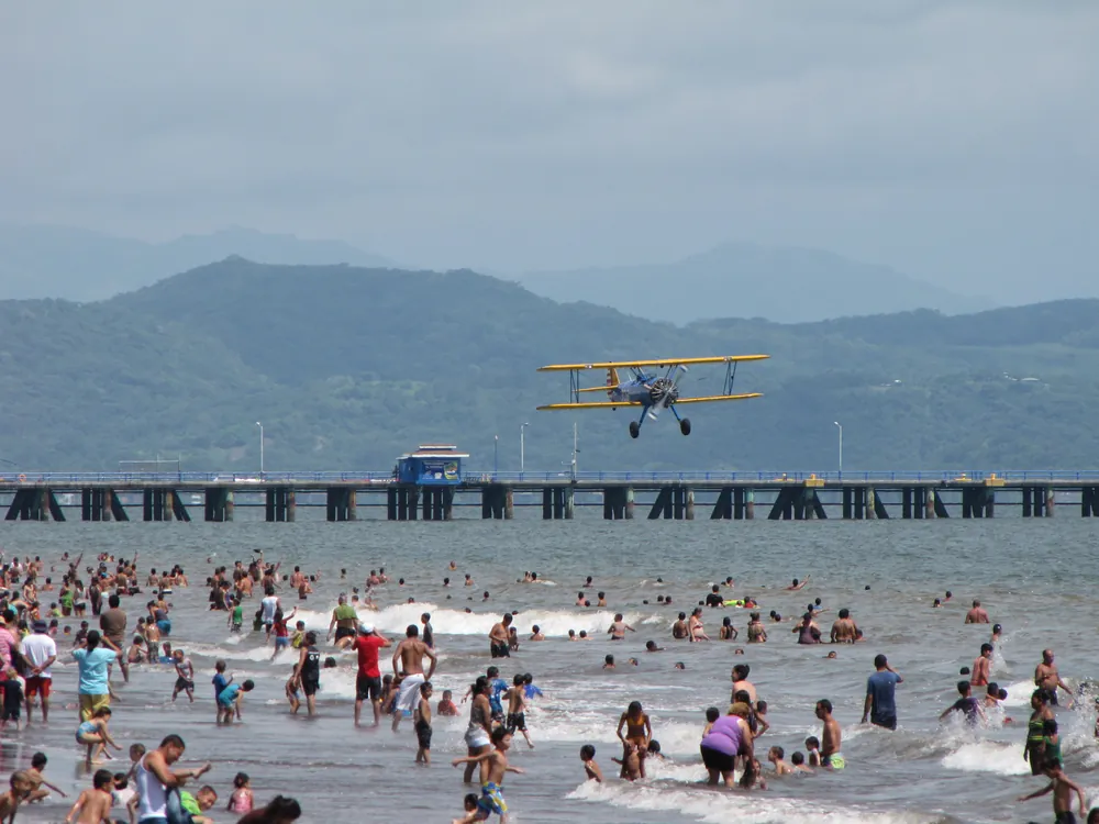 Paseo de los Turistas (Puntarenas seafront), park in Nicoya Peninsula (photo 3 of 3)