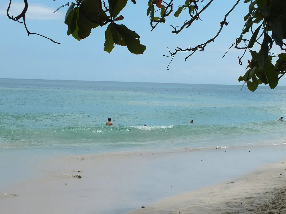 Playa Blanca (Punta Leona), para nadar en Jacó y Herradura (foto 1 de 3)
