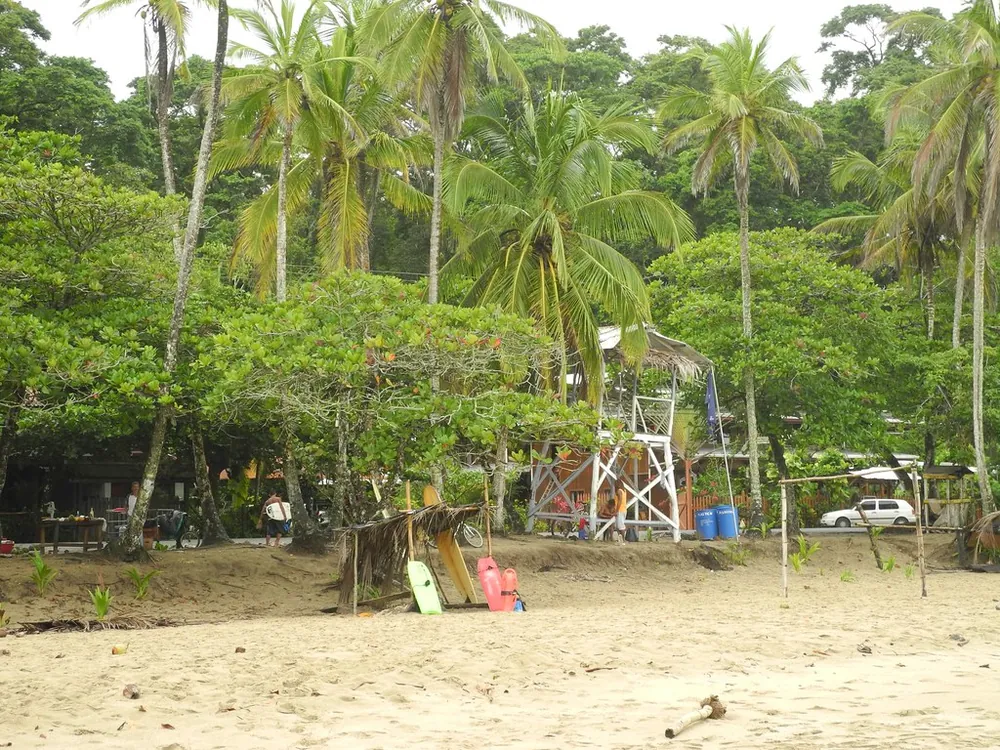 Playa Cocles, playa en Caribe (foto 3 de 5)