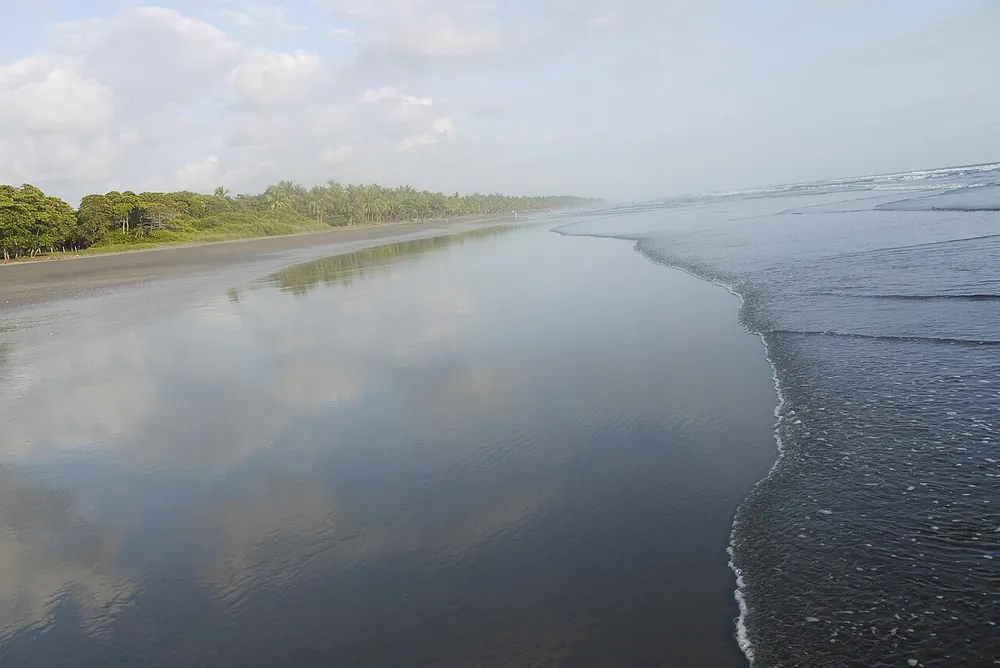Playa Esterillos Oeste, beach in Jacó & Herradura (photo 2 of 3)
