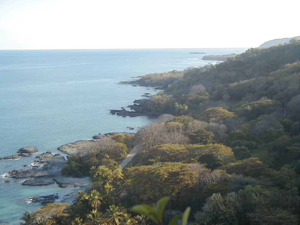 Playa Las Manchas, beach in Nicoya Peninsula (photo 2 of 3)