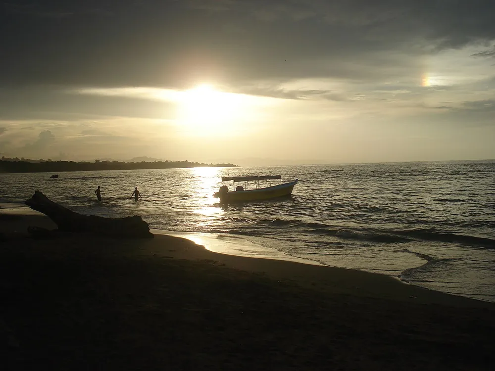 Playa Manzanillo, beach in Caribbean Coast (photo 2 of 6)