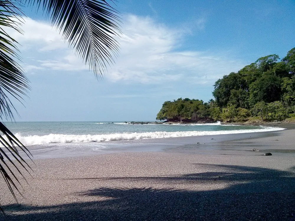 Playa Montezuma, playa en Península de Nicoya (foto 2 de 5)