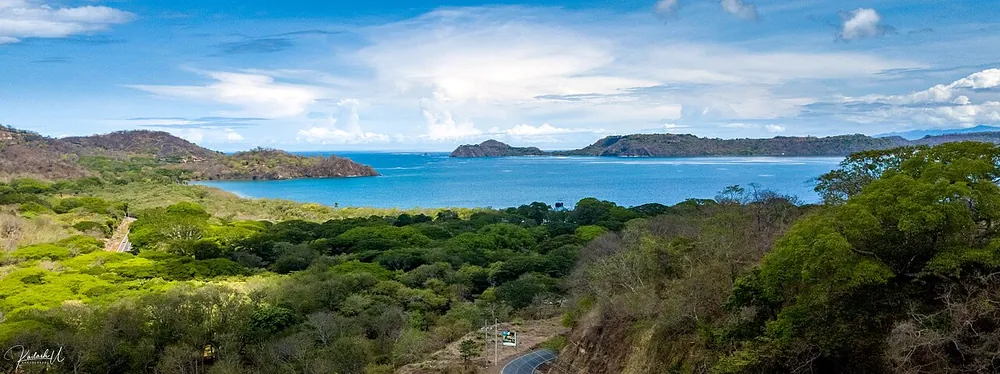 Playa Panamá, beach in Guanacaste (photo 3 of 4)