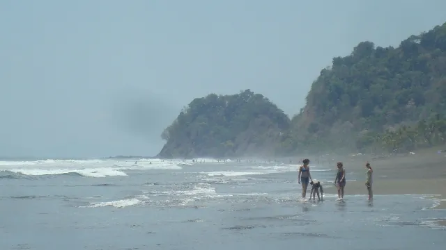 Punta Mala (Playa Hermosa–Punta Mala Wildlife Refuge), naturaleza en Jacó y Herradura (foto 1 de 3)