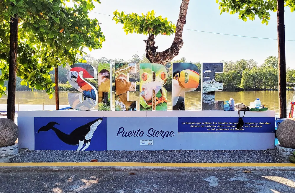 Sierpe Riverfront, landmark in Osa Peninsula (photo 1 of 4)