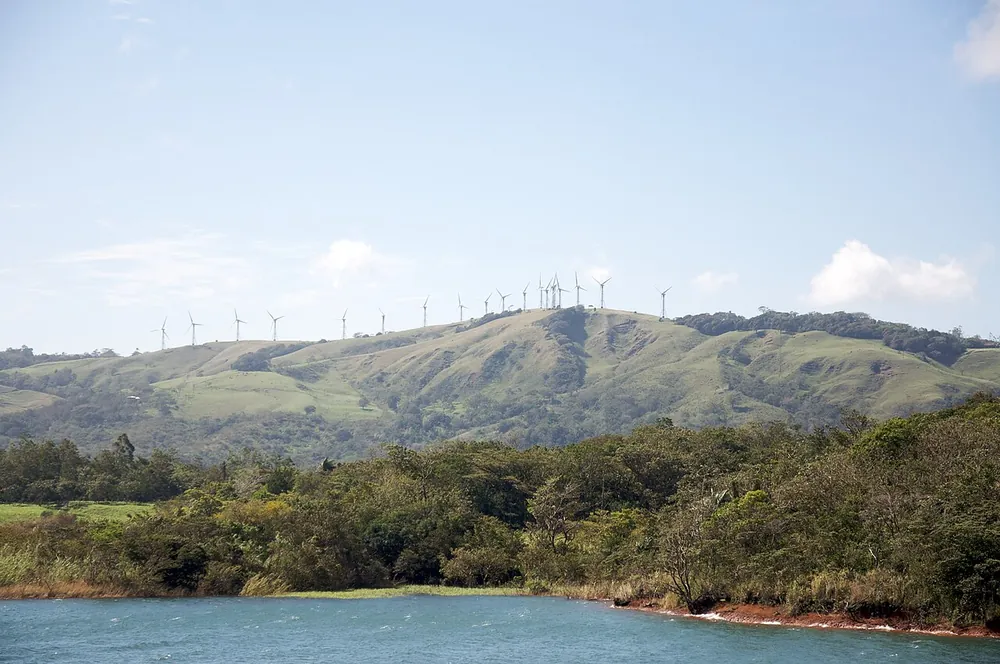 Tejona Wind Farm (Lake Arenal), landmark in Arenal & La Fortuna (photo 1 of 5)