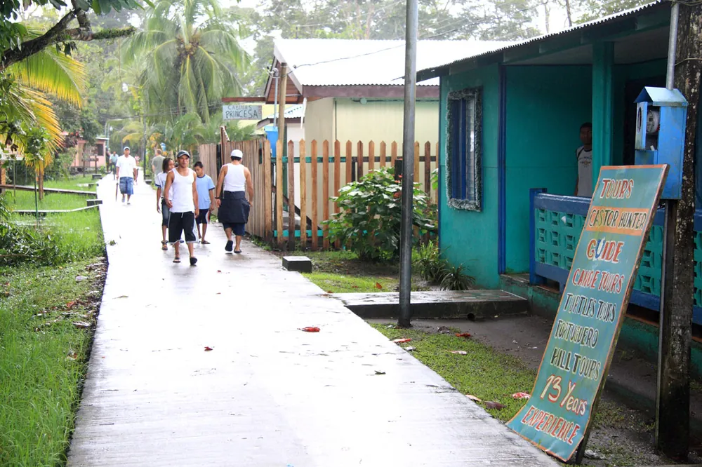 Tortuguero Village, lugar emblemático en Caribe (foto 1 de 2)