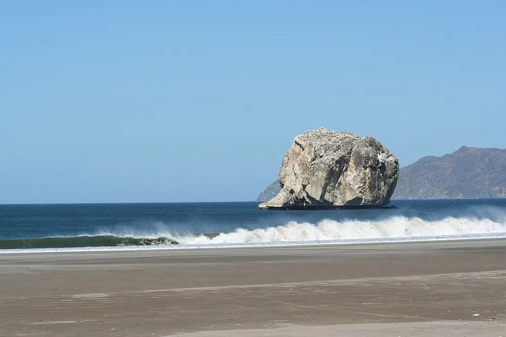 Witch's Rock (Roca Bruja), naturaleza en Guanacaste (foto 1 de 3)