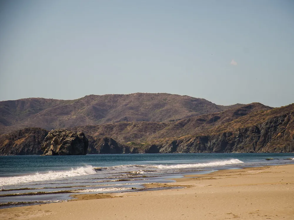Witch's Rock (Roca Bruja), naturaleza en Guanacaste (foto 3 de 3)